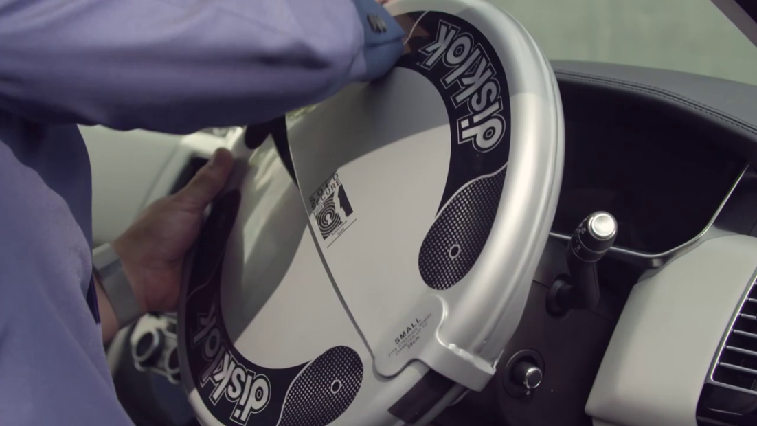 TOP 10 Best Steering Wheel Locks In 2023 (Buying Guide) 