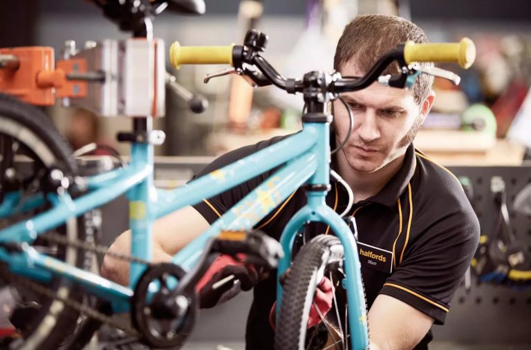 How to conduct essential bike checks - Halfords