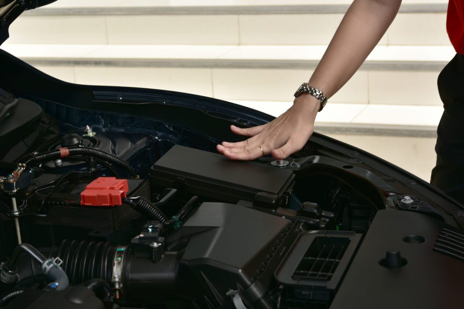 A complete guide to engine control units Halfords