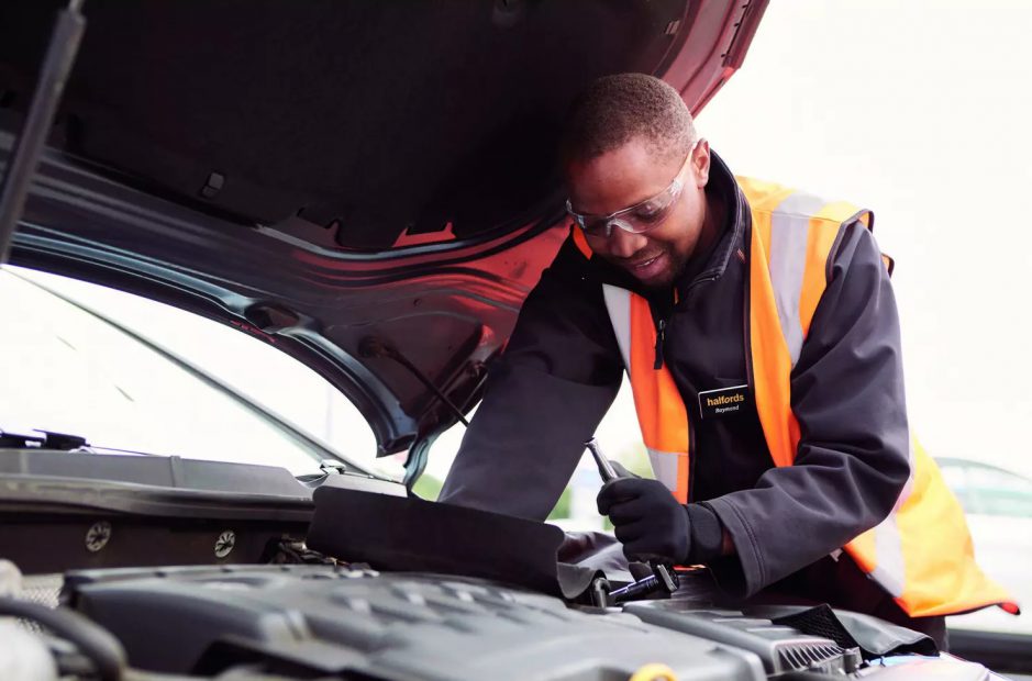 Why choose Halfords Autocentres? Halfords
