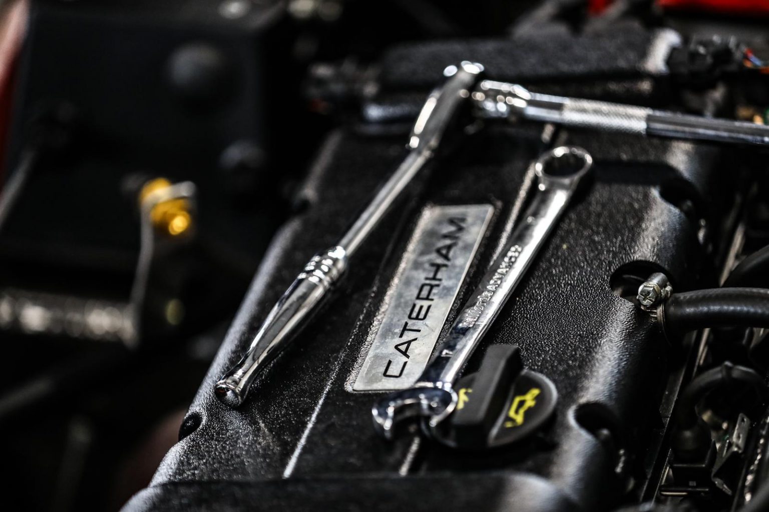 Life in the pitlane Halfords Advanced tools supporting Caterham