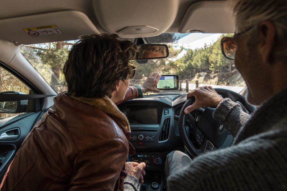 TomTom GO Discover The sat nav that gives back Halfords