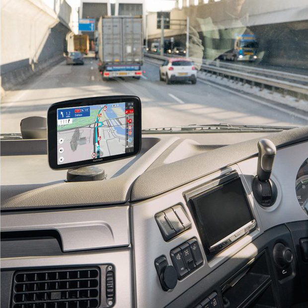 Sat navs vs. smartphones Which should you use? Halfords