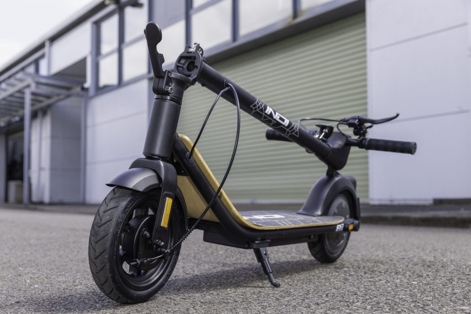 Introducing the Indi EX-1 and EX-2 electric scooters - Halfords