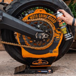 Motorbike chain hot sale lube halfords