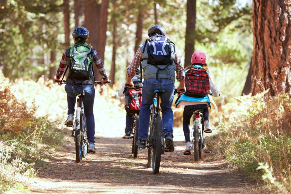 Kids' Bikes: The Sustainable Christmas Gift - Halfords