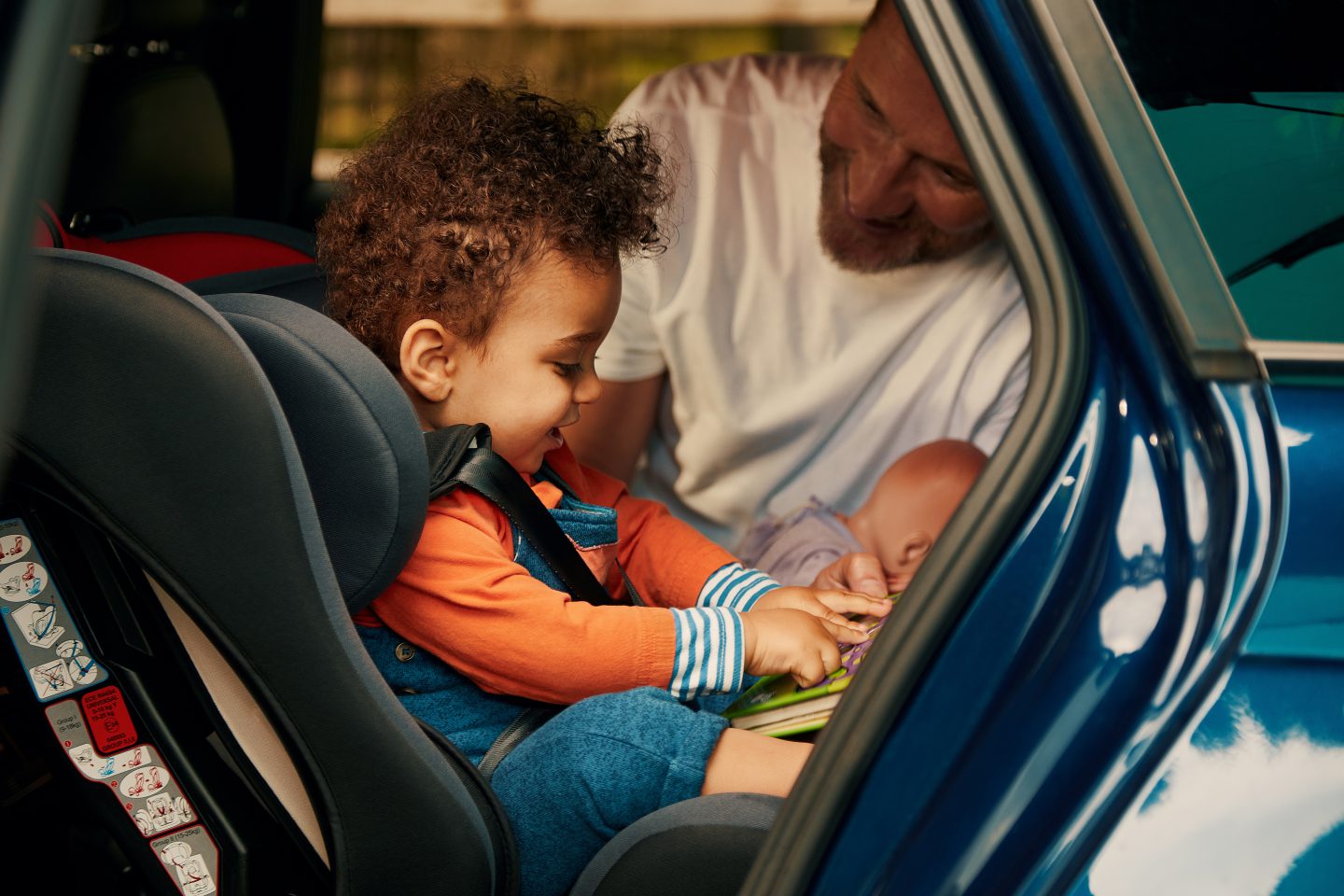 Tips For Travelling Abroad with Kids Halfords